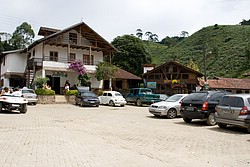 Maromba: A vila das cachoeiras e da turma jovem
